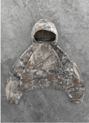 Camo pullover hoodie side profile, ribbed cuffs detail KLOSET