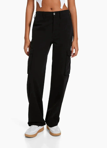 Women's adjustable cargo pants with functional pockets, urban style