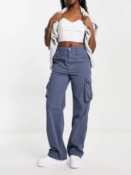 Women's adjustable cargo pants with functional pockets, urban style